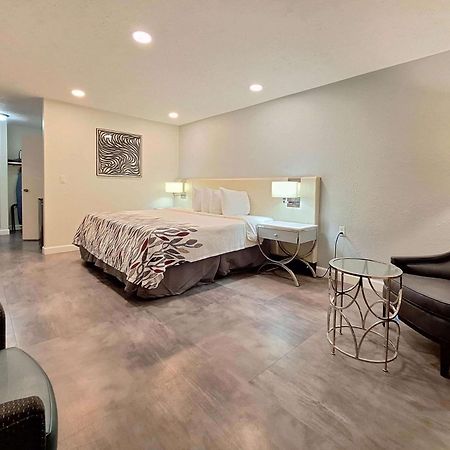 Travelodge By Wyndham Indianapolis Speedway 외부 사진