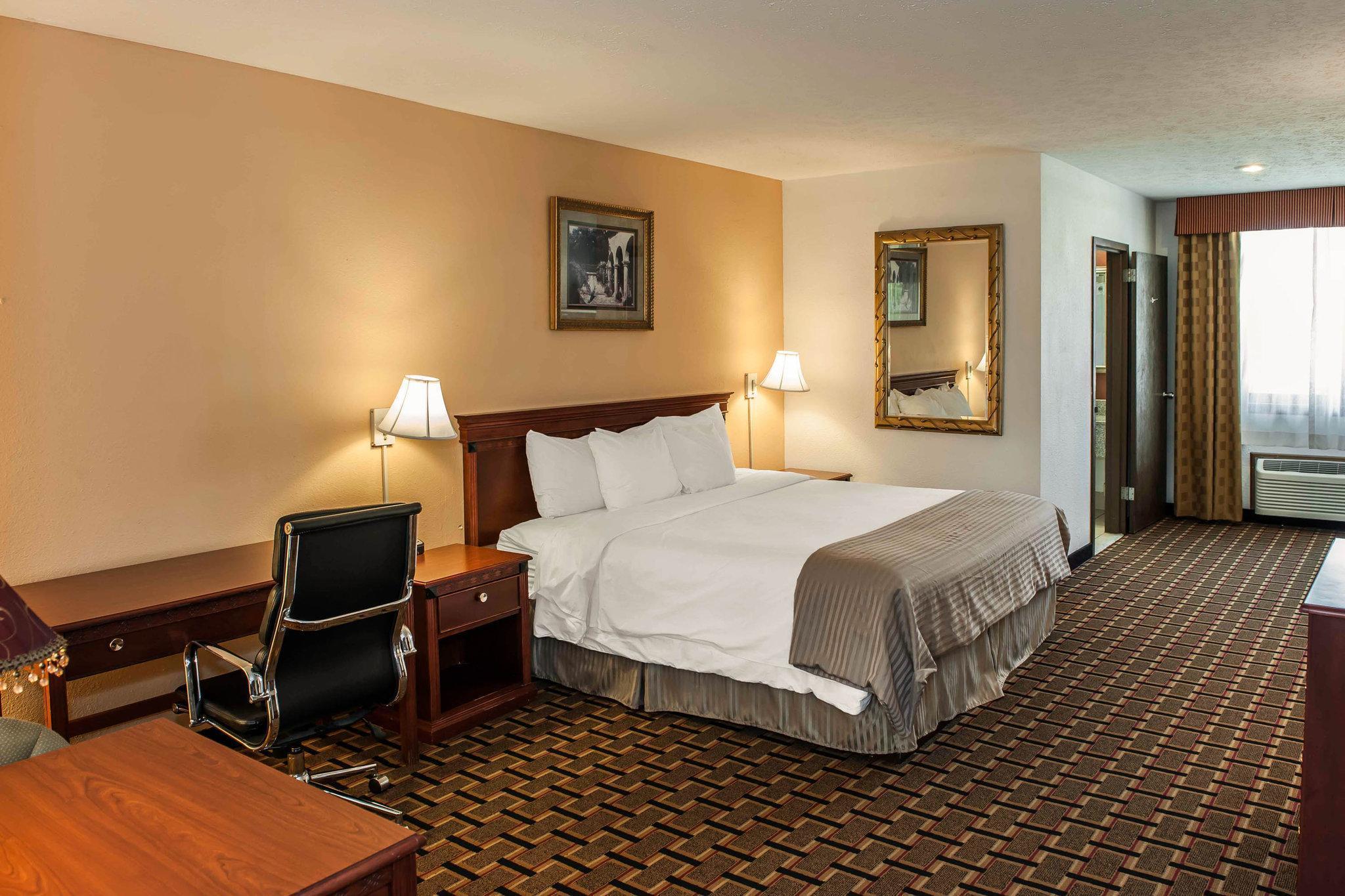 Travelodge By Wyndham Indianapolis Speedway 외부 사진