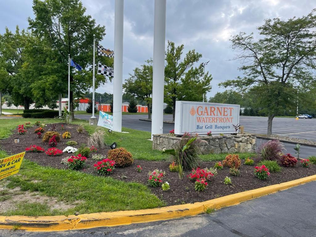 Travelodge By Wyndham Indianapolis Speedway 외부 사진