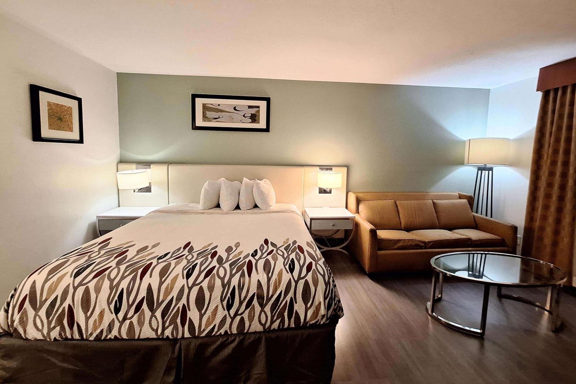 Travelodge By Wyndham Indianapolis Speedway 외부 사진