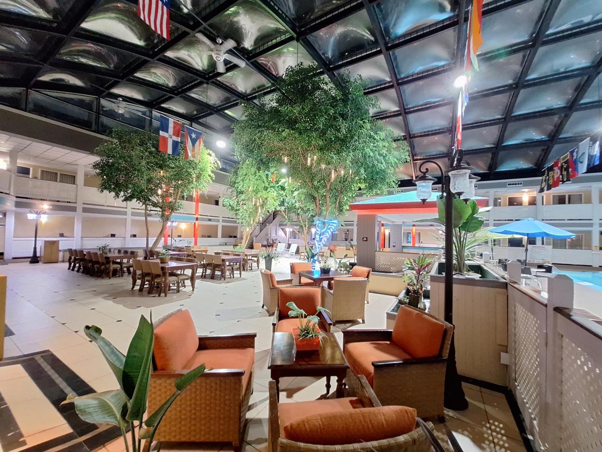 Travelodge By Wyndham Indianapolis Speedway 외부 사진